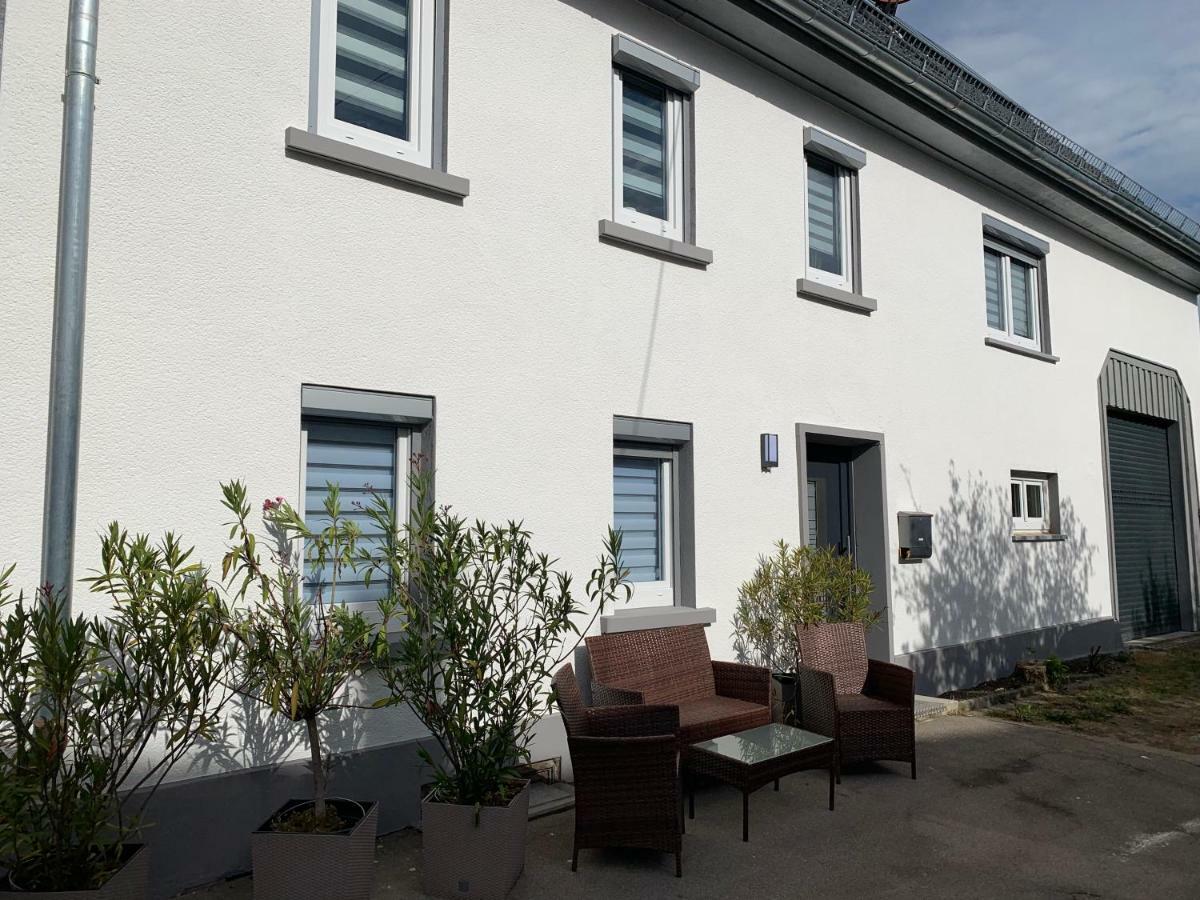 Ferienwohnungen Mimi Mit Kostenloser Albcard Kleinengstingen Exterior foto